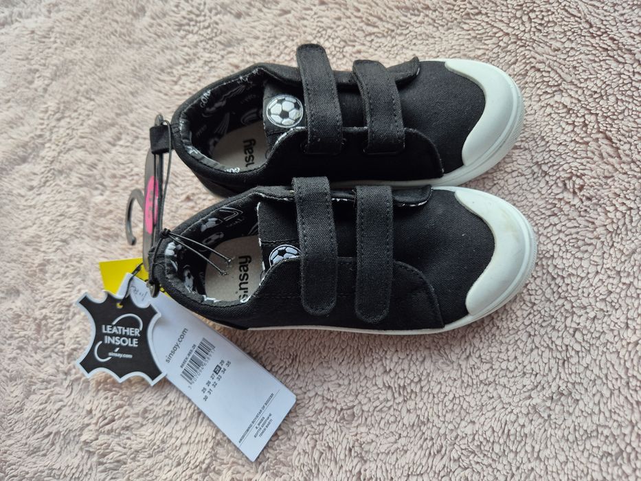 Buty trampki adidasy półbuty czarne piłka nożna sinsay 28 na rzepy