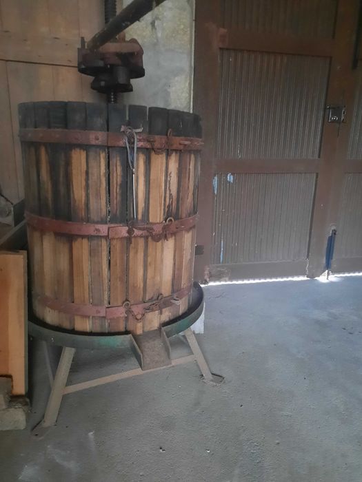 Prensa para uvas