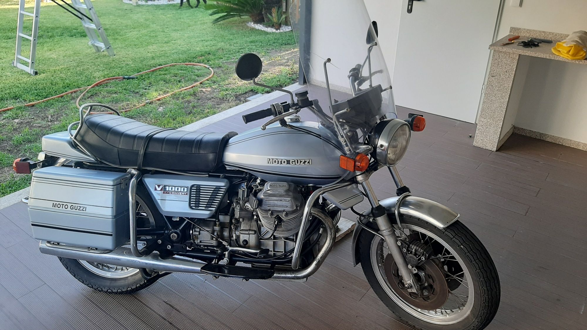 Vendo moto guzzi