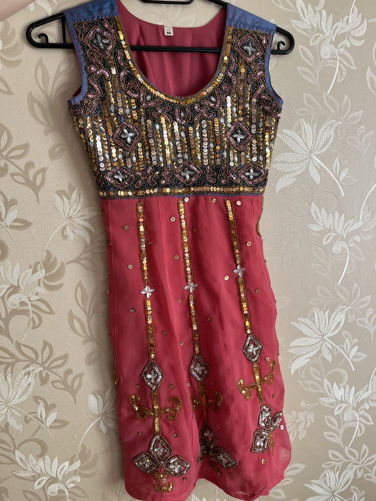 Детское индийское платье