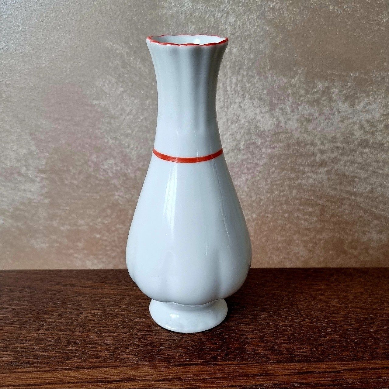 Wazonik wazon porcelana Chodzież PRL