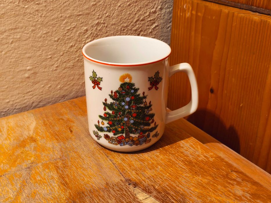 Kubek świąteczny Lubiana PRL