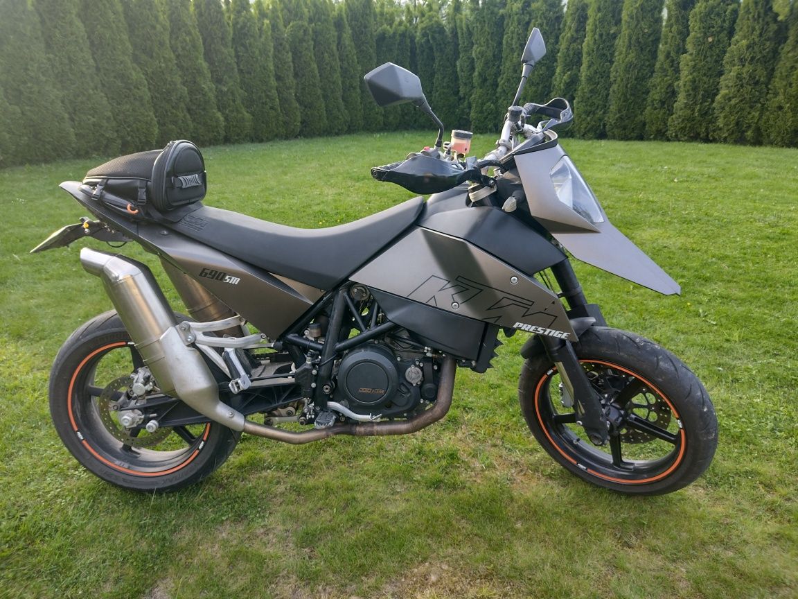 KTM 690SM - Prestige.