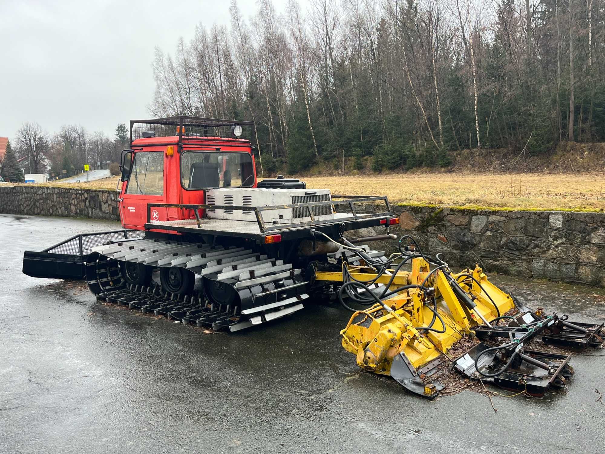 Ratrak Kassbohrer PB100 Pistenbully Prinoth Trasy biegowe mulczer