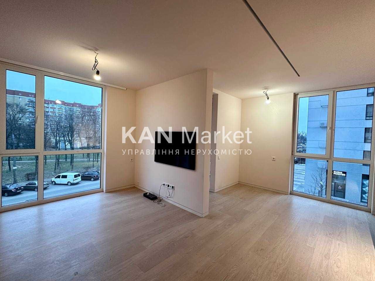 Продаж 3к квартири 95 м² з ремонтом у Файна Таун