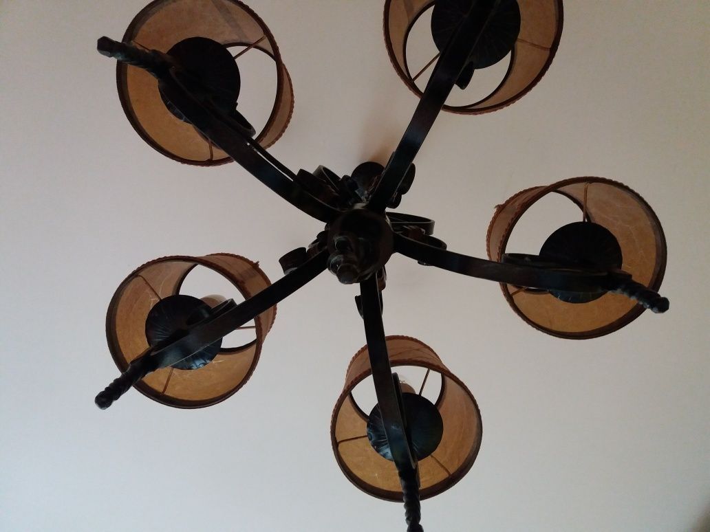 Lampa wisząca, żyrandol