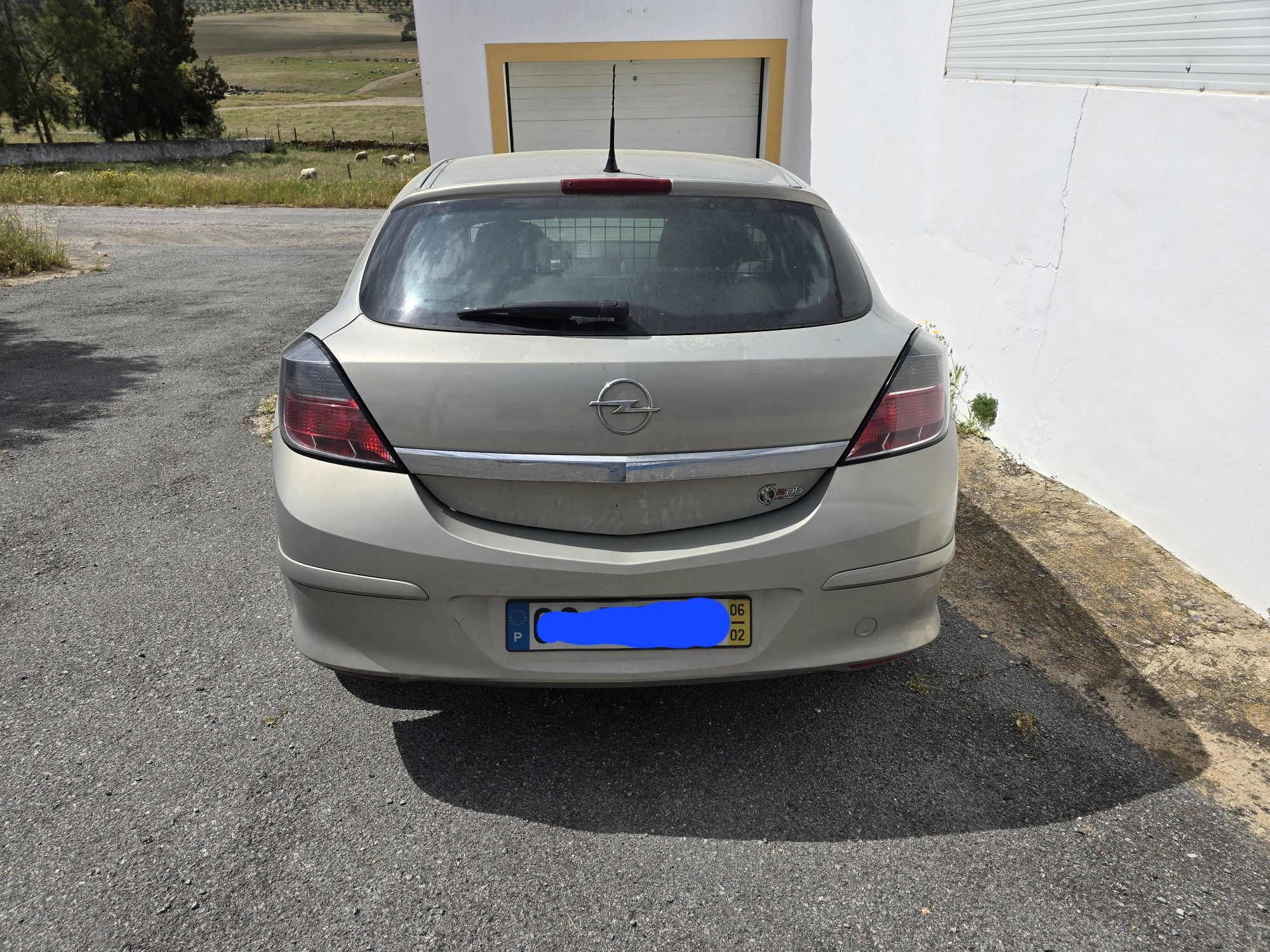 Opel Astra 2 lugares