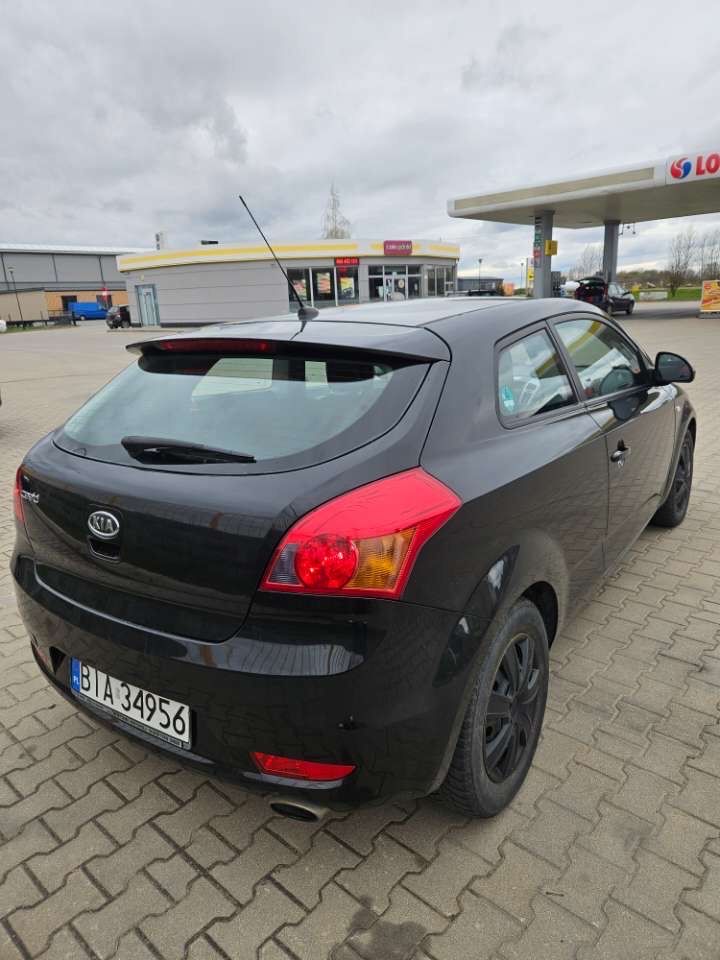 Kia Ceed 1.6 benzyna 2009r