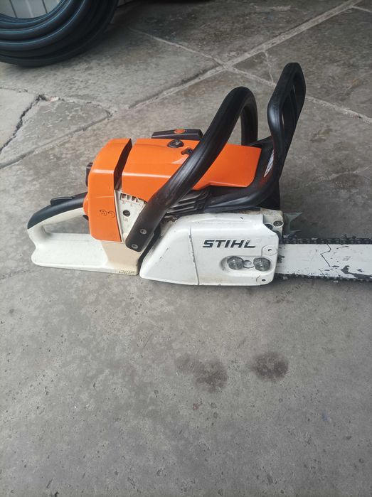 Професійна бензопила Stihl MS 260