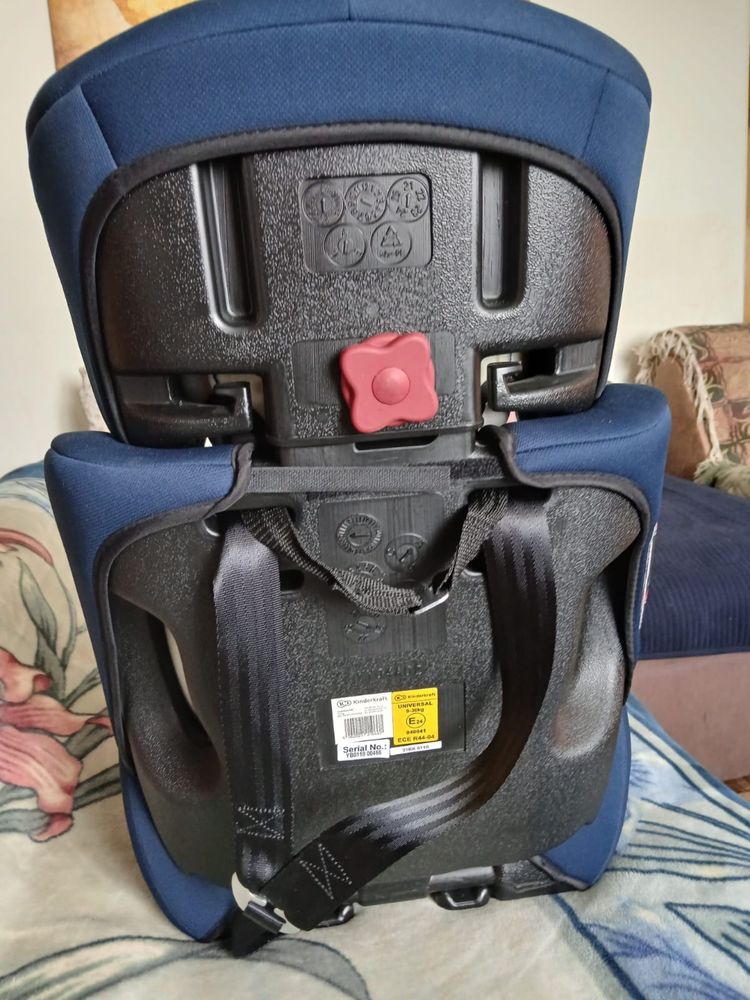 Дитяче автокрісло, Kinderkraft Comfort