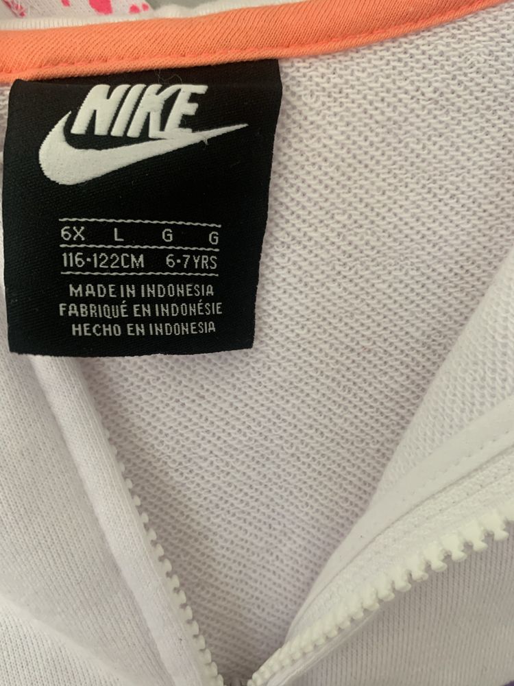 Nowa bluza Nike 122 cm