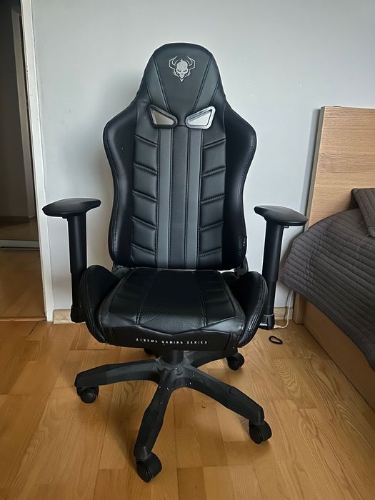 krzesło do biurka Fotel gamingowy DIABLO dziecięce STAN IDEALNY S
