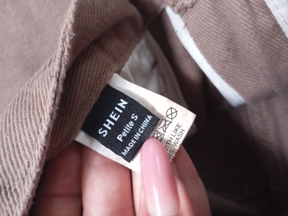 SHEIN S-M szerokie spodnie cargo z kieszeniami w kolorze mokka kakaowy