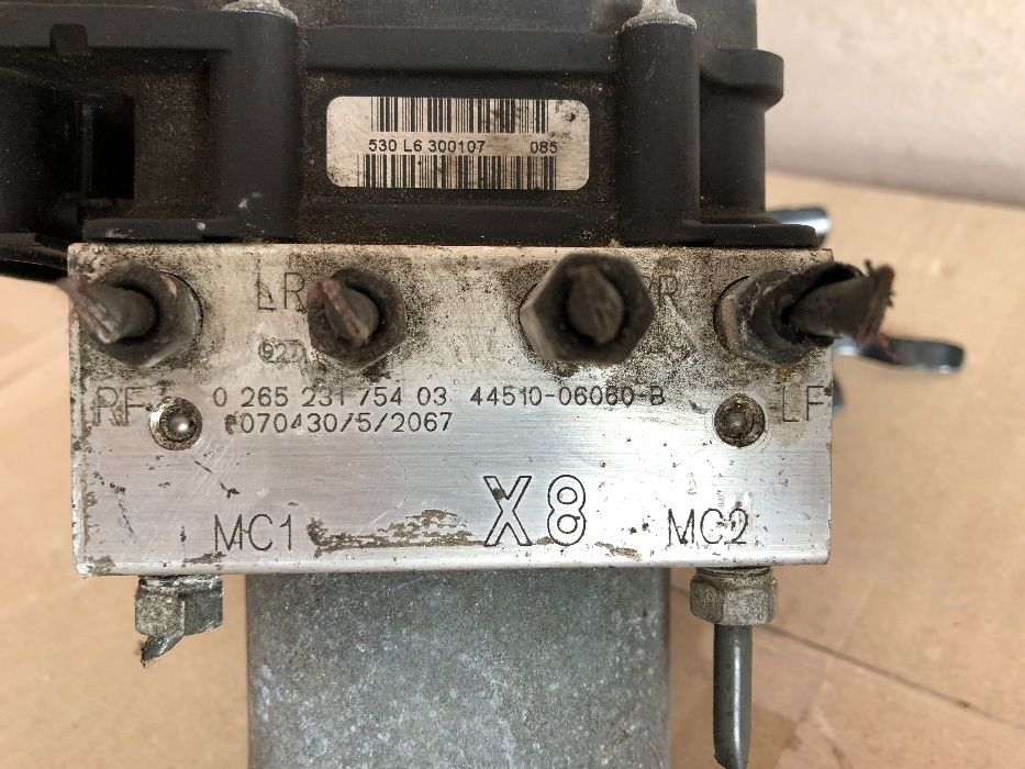 Блок ABS Toyota Camry 40. Camry 50