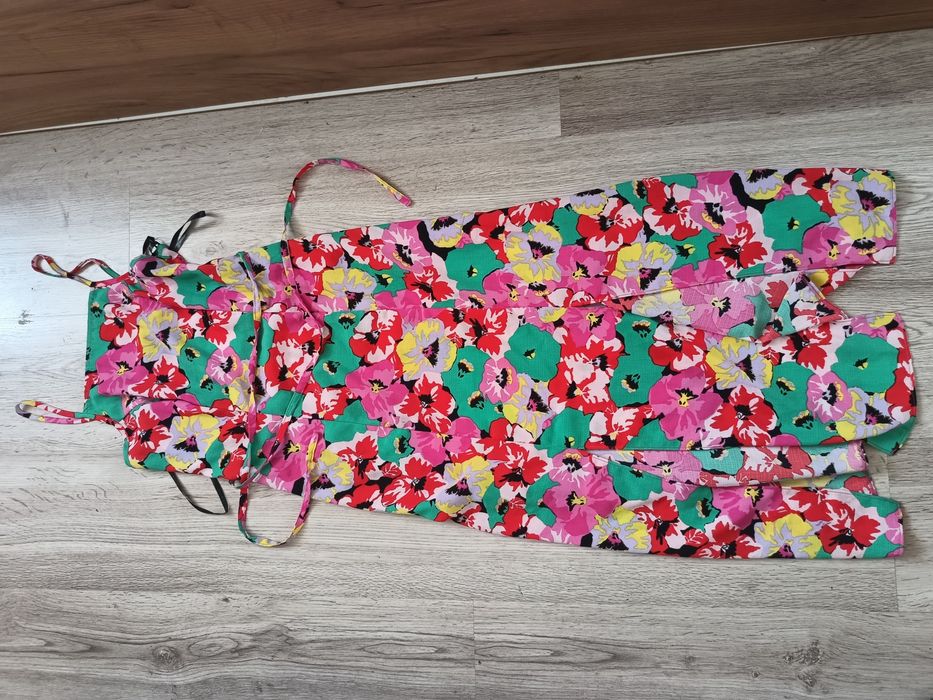 Piękna sukienka na lato 34 nowa xs