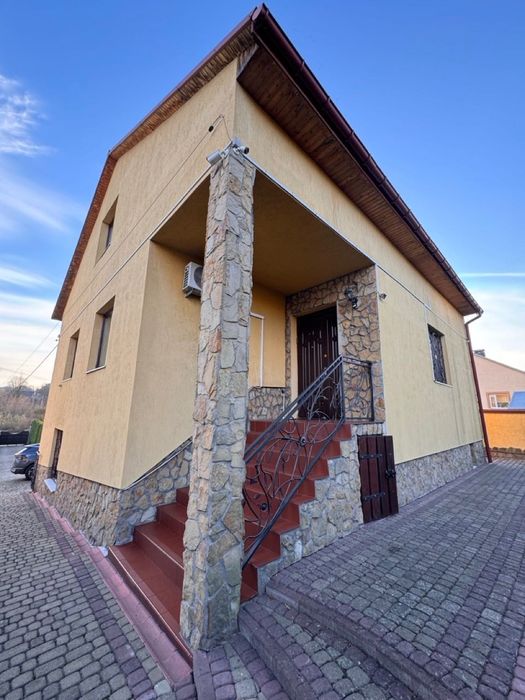 Продаж будинку з ремонтом у с.Давидів