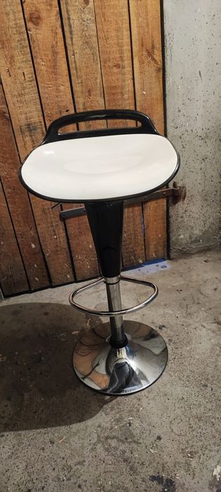 Hoker krzesło barowe