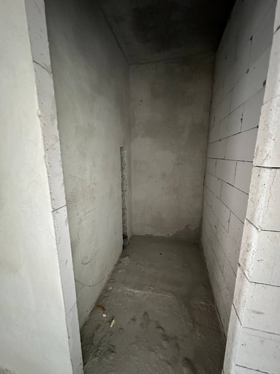 Продається 3х кімнатний сирець в Готовому Будинку Жк Містечко Козацьке