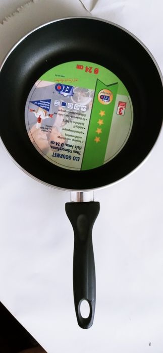 Patelnia tytanowa niemieckiej produkcji firmy ELO