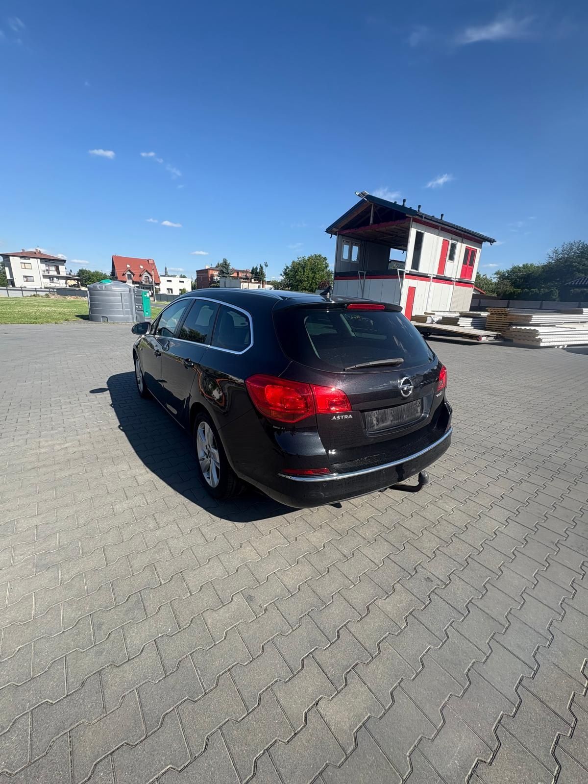 Opel Astra  J 2013r 1,7cdti