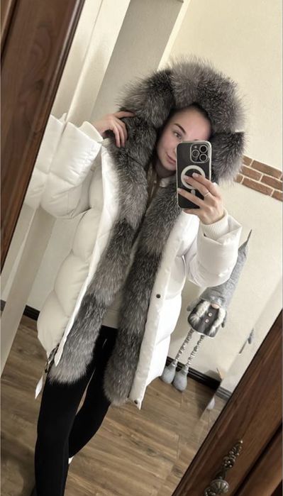 Пуховик/куртка з натуральним хутром