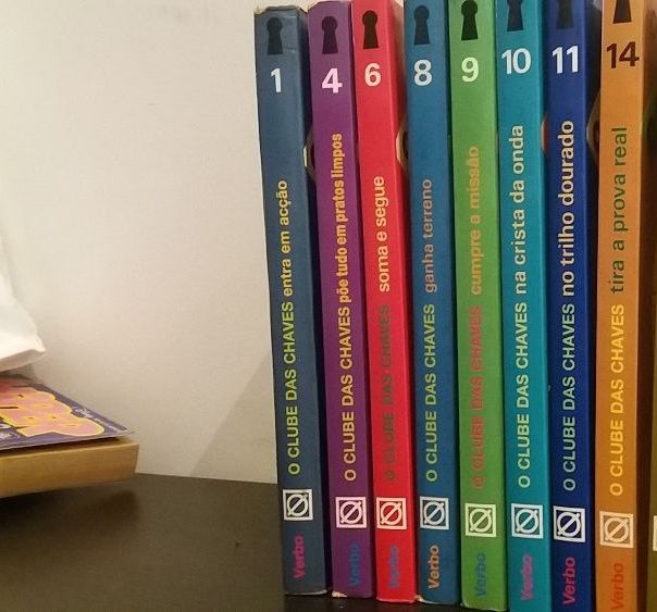Livros Uma aventura  -Clube das chaves- os 4 - os 7