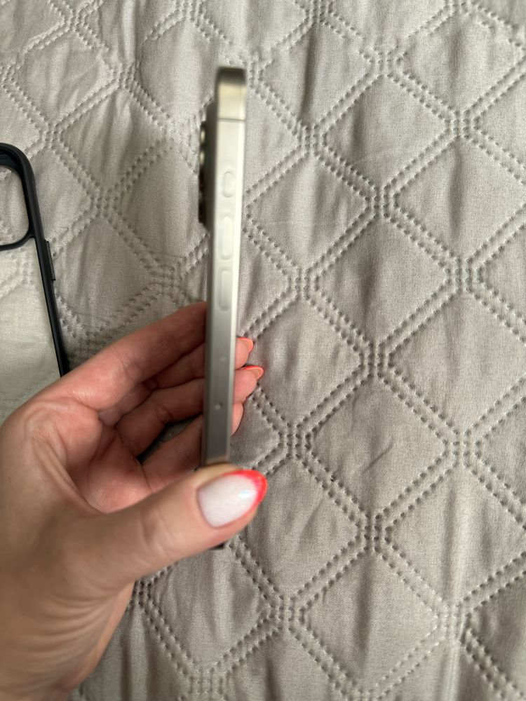 Iphone 15 pro gwarancja