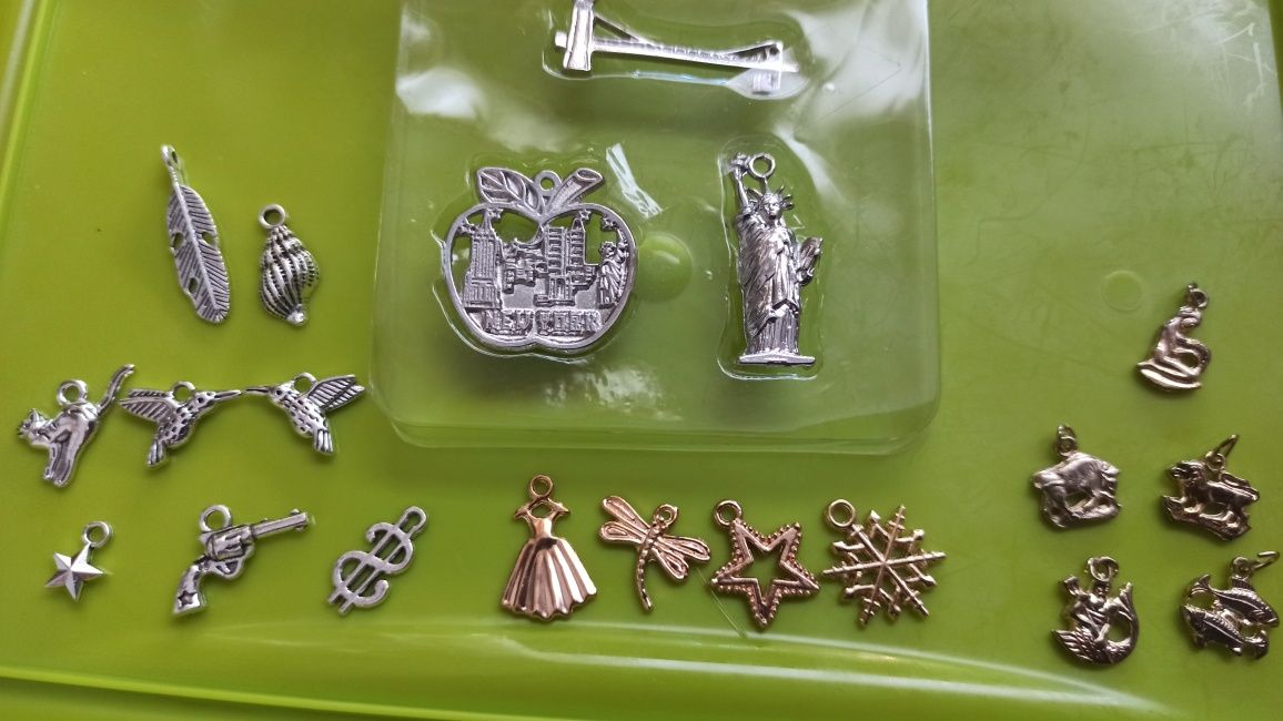 Zawieszki do bransoletek statua wolności znaki zodiaku