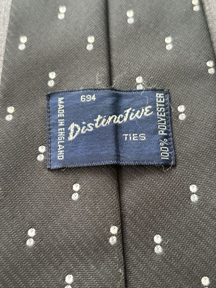 Krawat Distinctive Ties