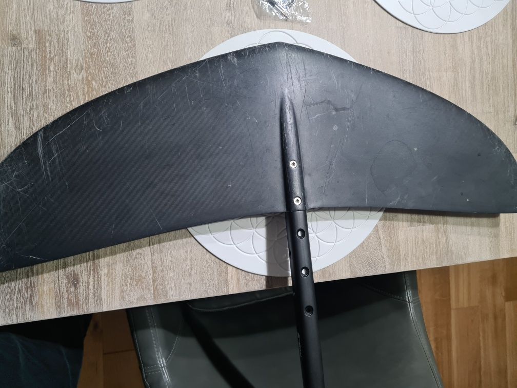 Stardboard foil super cruiser windsurfing.