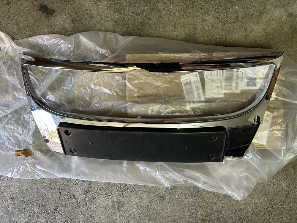 Grelha frontal VW Eos