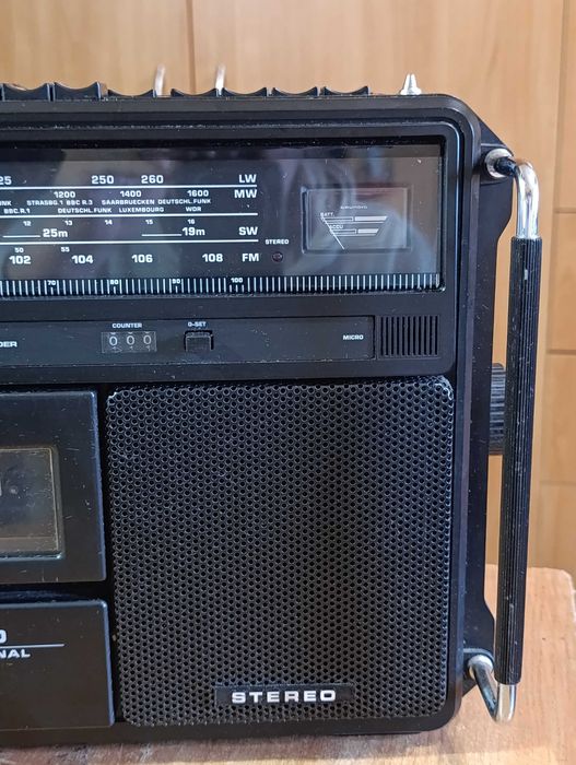 Магнитола "Grundig RR 750. "Профессионал"