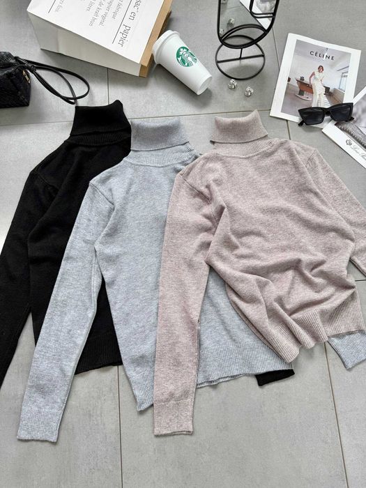 Жіночий трикотажний гольф з горлом гольфік з коміром