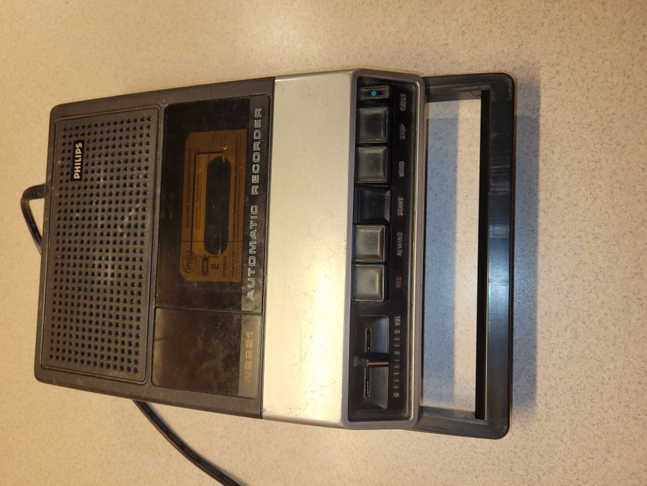 Magnetofon kasetowy Philips