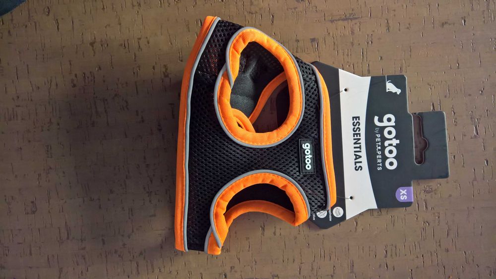 Peitoral novo, sem uso, para cachorro pequeno!