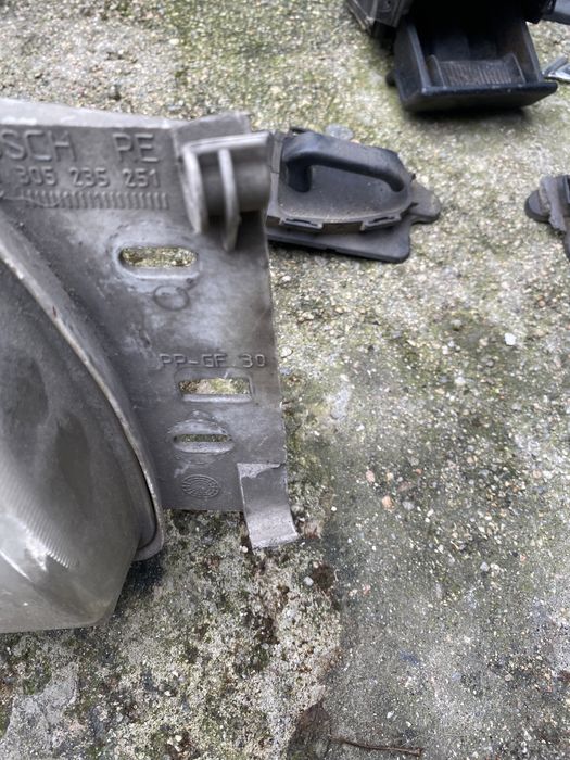 Farol ford fiesta original bosch