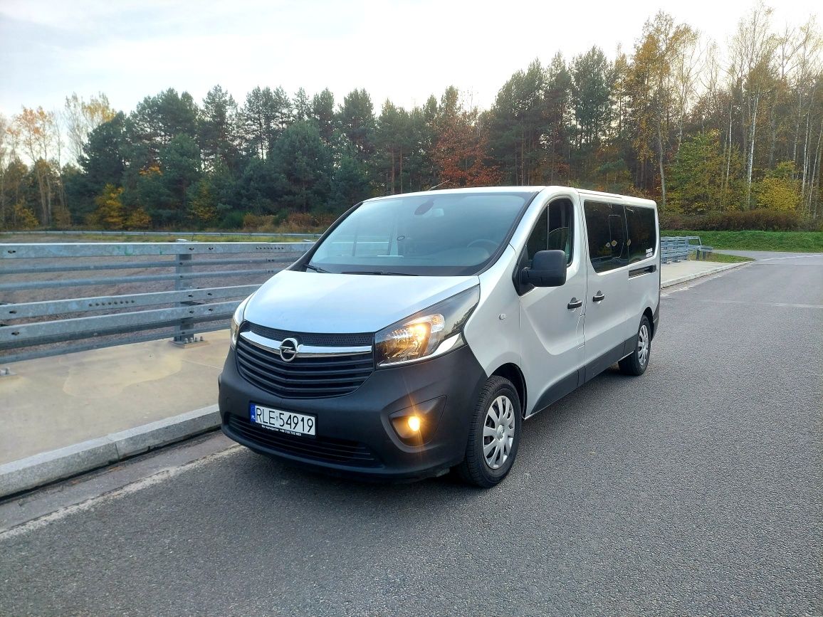 Do wynajęcia 9 osobowy Opel Vivaro!