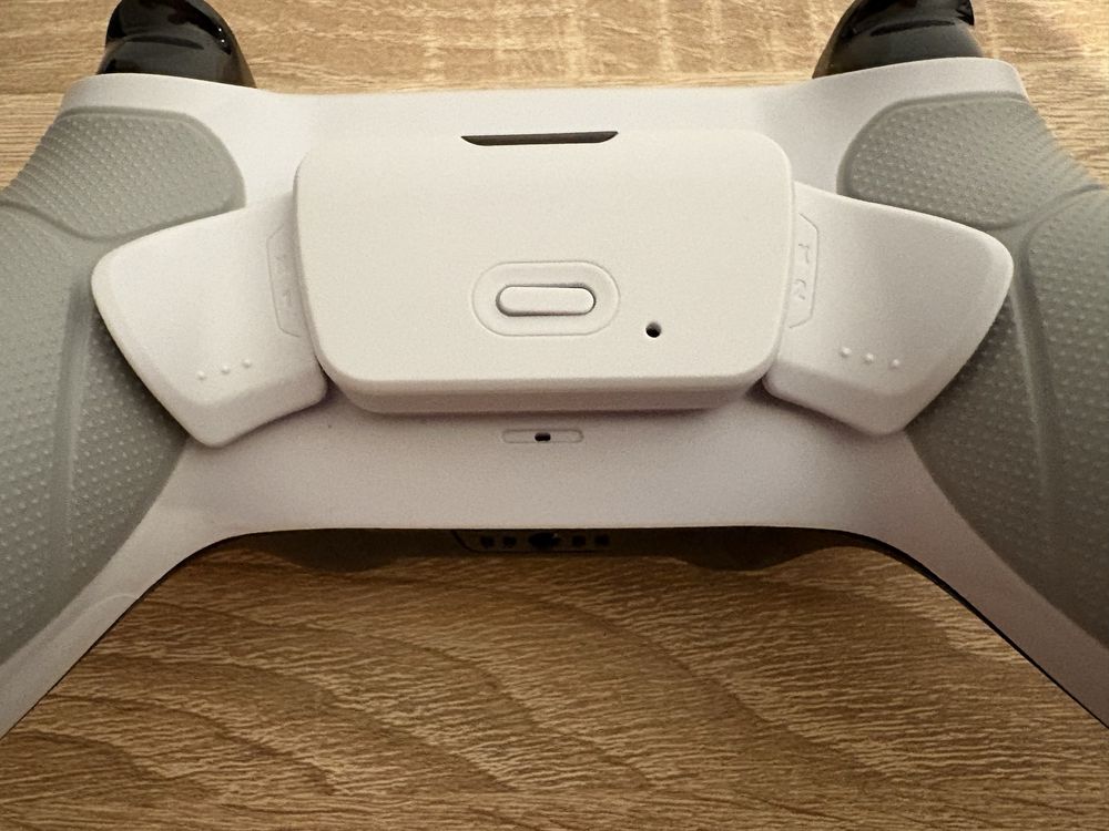 Pad ps5 eXtremeRate Rise Remap Kit