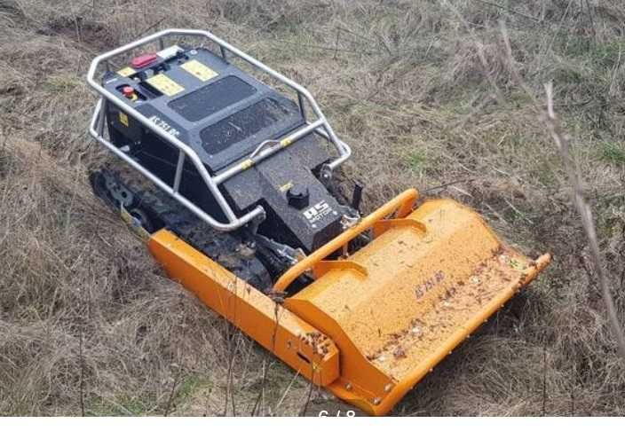 Robot koszący do trawy AS MOTOR 751. Na skarpy i pobocza. Maszyna DEMO