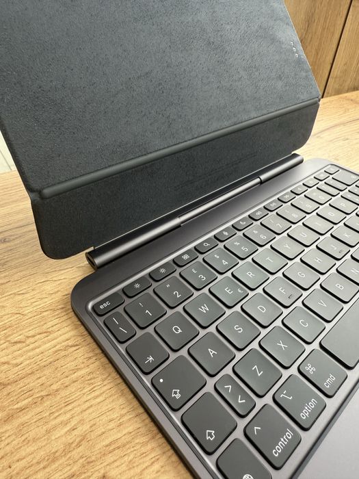 Apple Magic Keyboard для iPad Pro m4 11’  MWR23 клавіатура