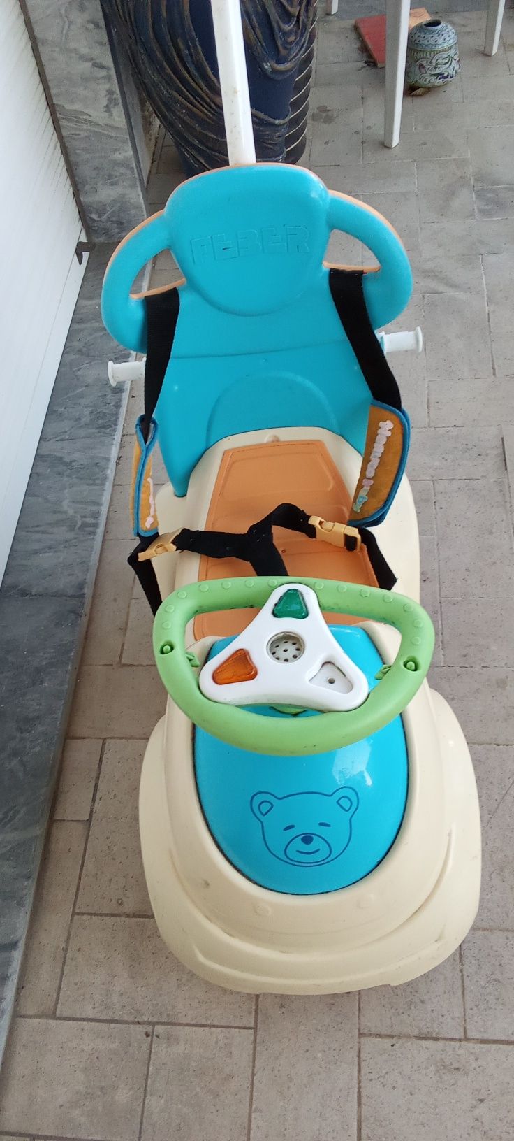 CARRO BEBÉ Com Apoio Adulto. E Outros. De 6 Fotos