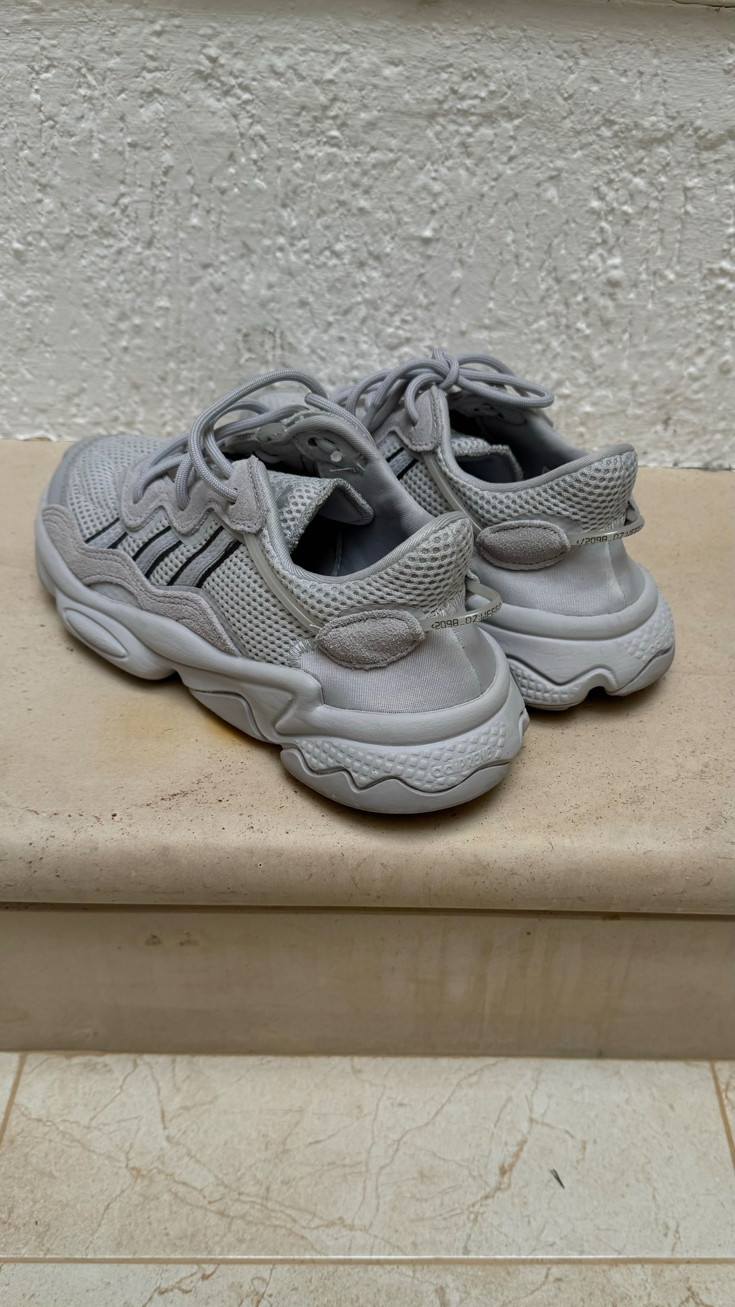 Adidas ozweego 37 1/3 EU