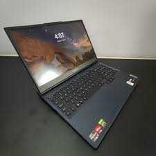 Portátil Gaming LENOVO Legion 5