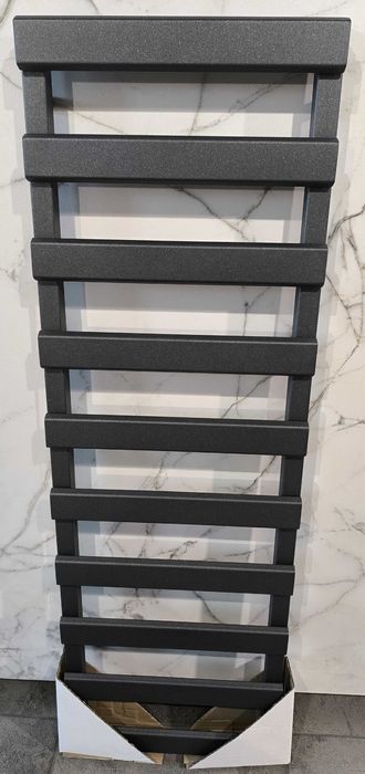 Grzejnik SCALA NEW 1230X400 kolor Grafit struktura Luxrad