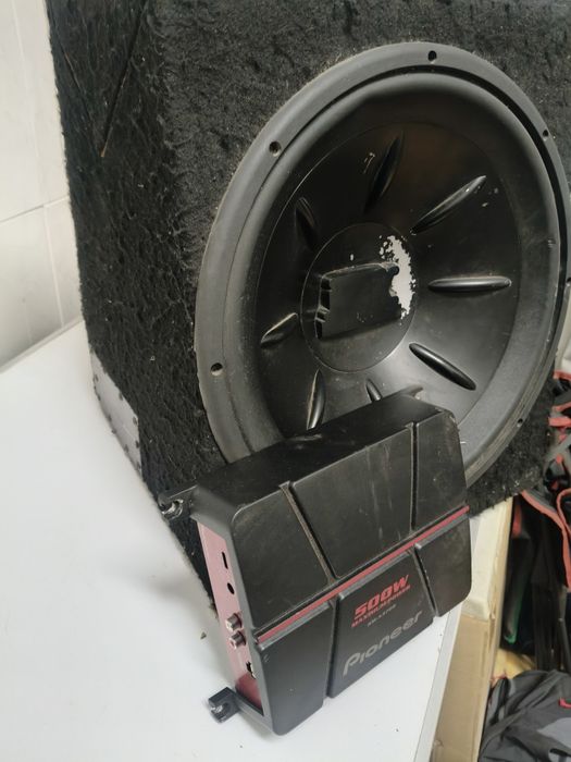 Vendo subwoofer 1000w e amplificador 500w Pioneer