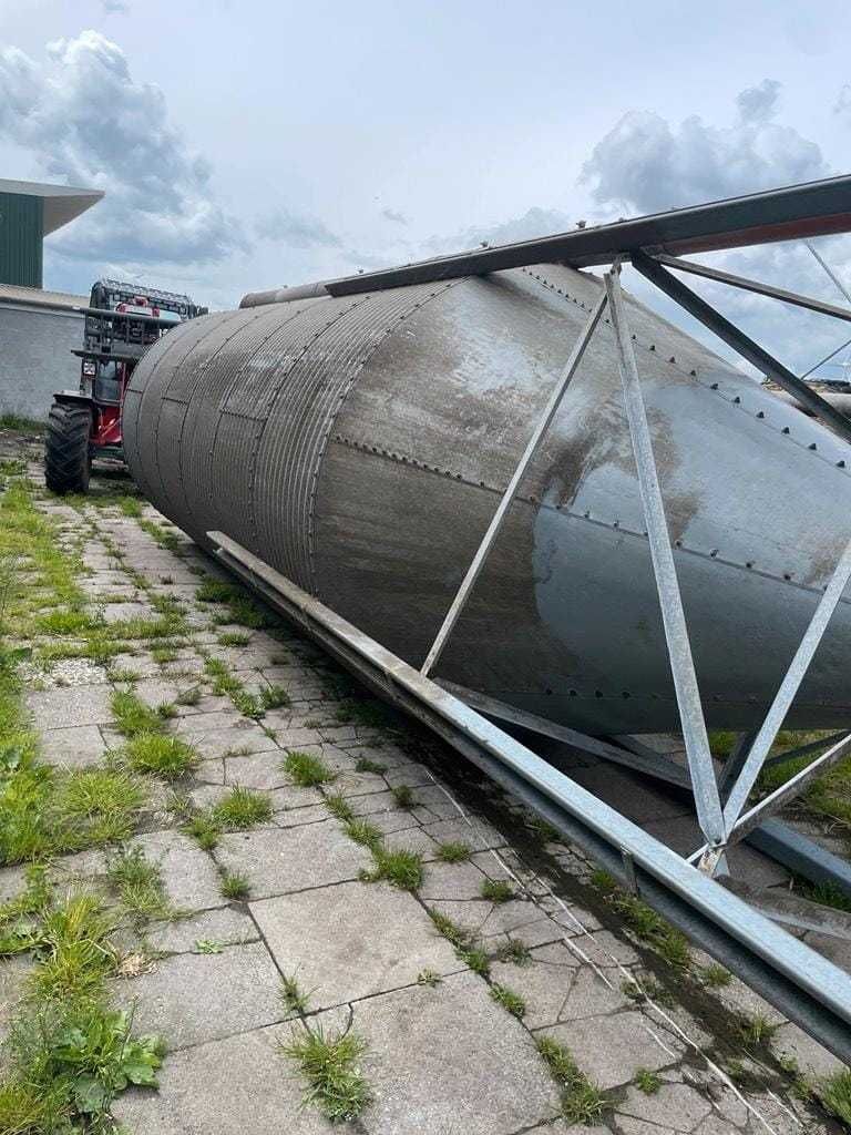 Silos  Paszowy  u