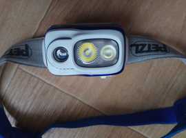 Czołowka Petzl Swift Rl900 LM