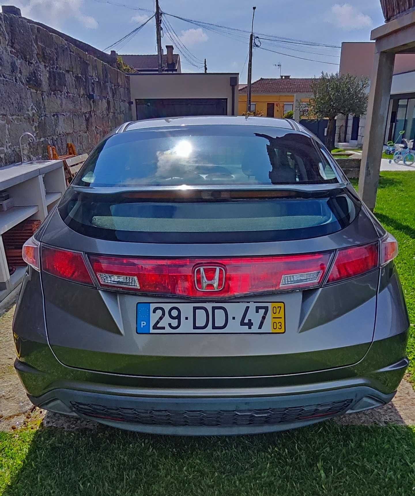 Honda Civic VIII Hatchback 5DR Comfort 1.4i 83 cv
