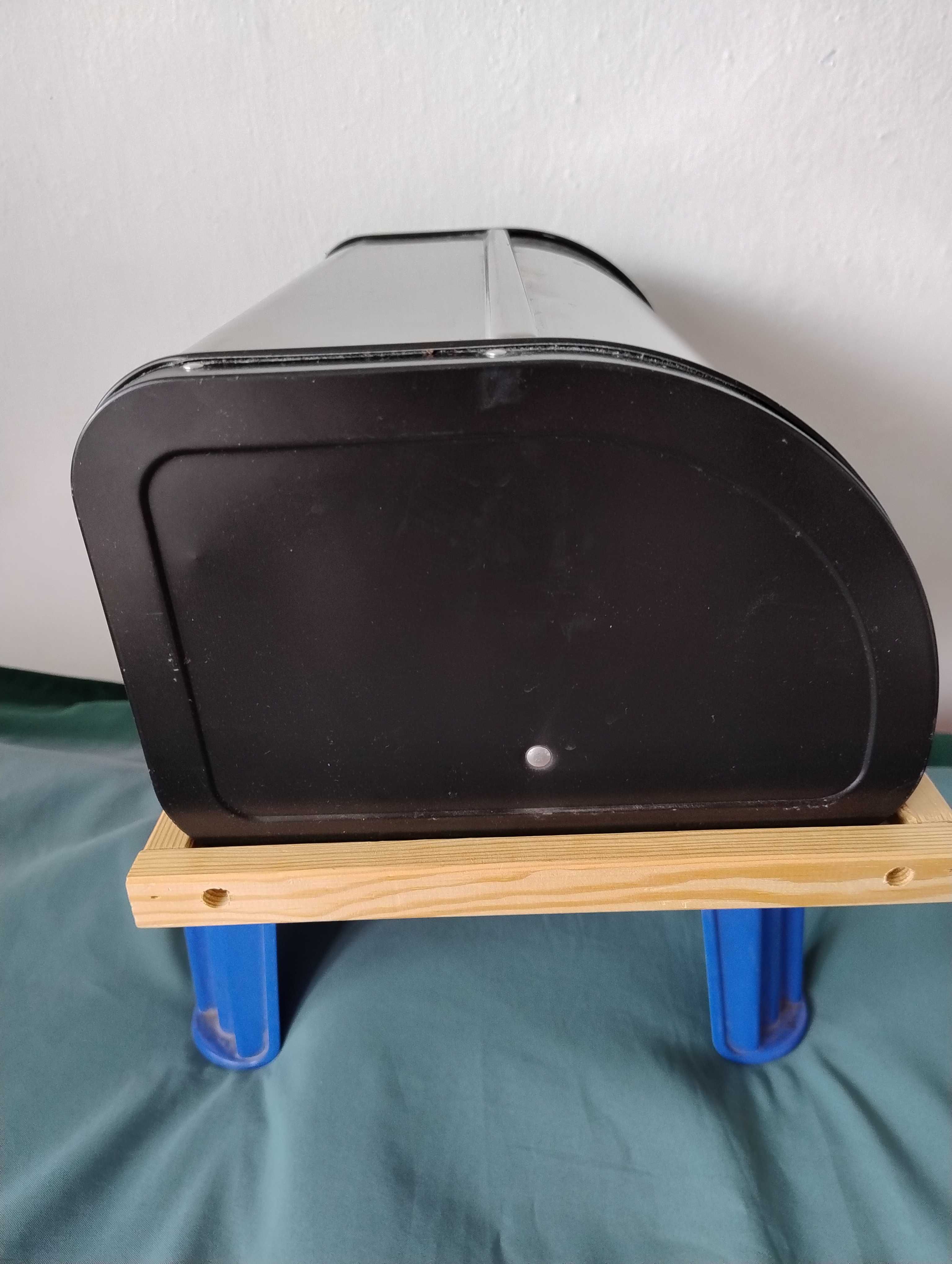 Chlebak chromowany srebrny duży Brabanitia 44,5x17x26cm stal nierdzewn