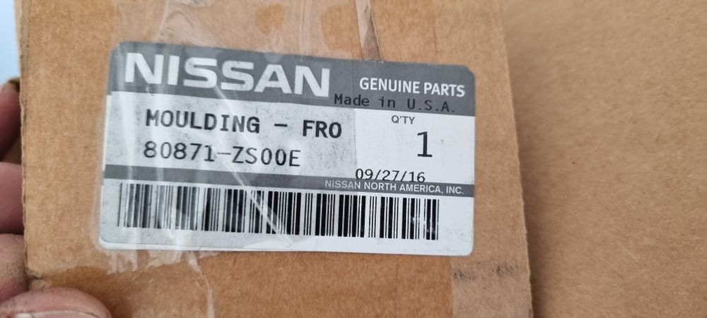 Listwa drzwi lewy przód chrom nissan xterra nowa OE pathfinder